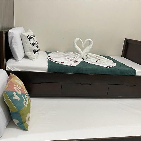 Stays At Green Residences 1 Bedroom マニラ市 エクステリア 写真