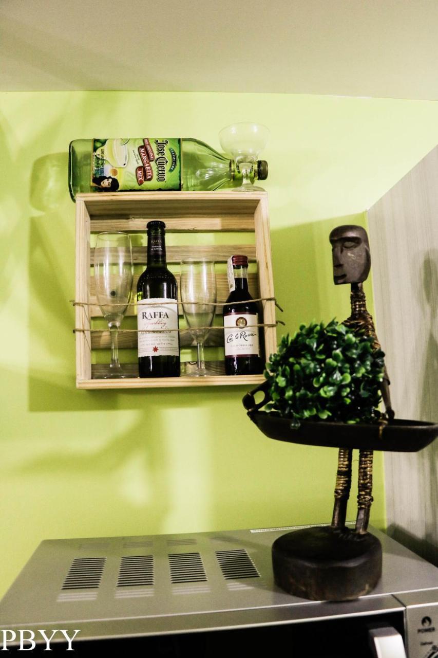 Stays At Green Residences 1 Bedroom マニラ市 エクステリア 写真
